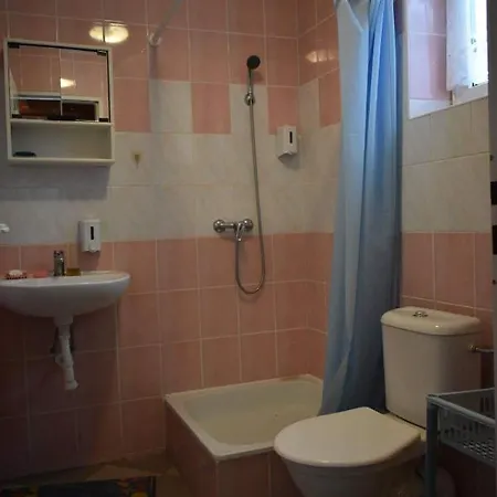 - Ksiezyc Pod Sosnami * Chotcza Dolna