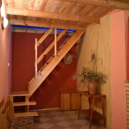 - Ksiezyc Pod Sosnami * Chotcza Dolna